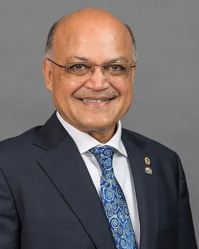 Dr. Manoj Shah
